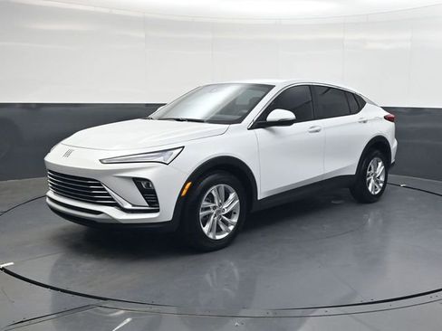 Used 2025 Buick Envista Preferred image 8