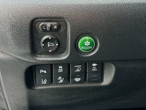 Used 2022 Honda Ridgeline Black Edition image 11