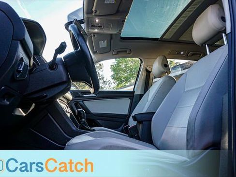 Used 2019 Volkswagen Tiguan SE image 15