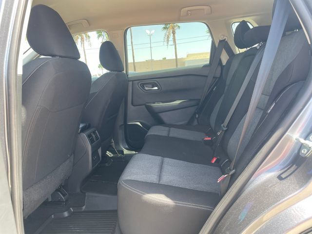 Used 2024 Nissan Rogue SV FWD image 24