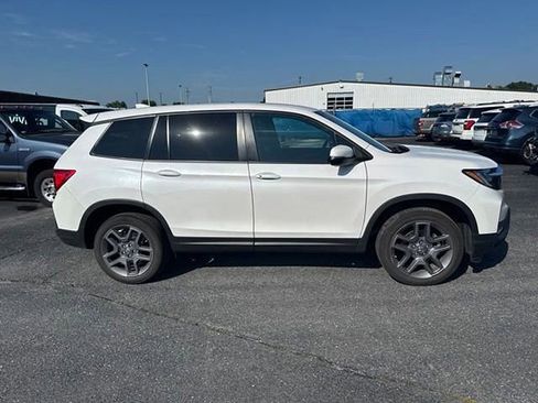 Used 2023 Honda Passport EX-L image 5