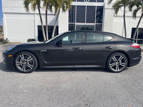 Used 2011 Porsche Panamera image 5