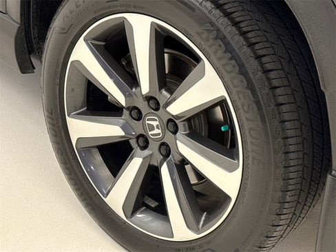 Certified 2023 Honda Pilot Elite image 13