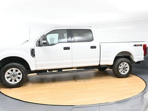 Used 2022 Ford F250 XLT AWD/4WD image 6