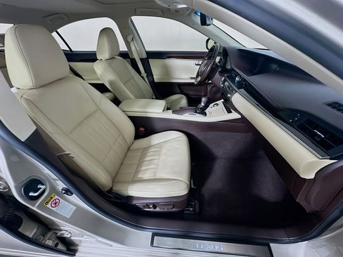 Used 2016 Lexus ES 350 w/ Luxury Package w/Wood Trim FWD image 34