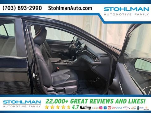 Used 2024 Toyota Camry SE w/ Blackout Package (TMS) image 32