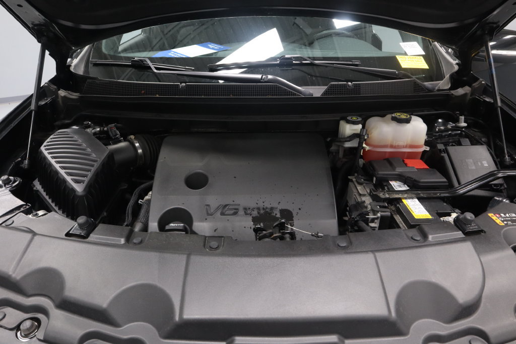 Used 2023 Chevrolet Traverse LT AWD/4WD image 32