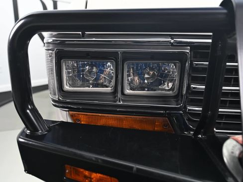 Used 1988 Toyota Land Cruiser AWD/4WD image 17