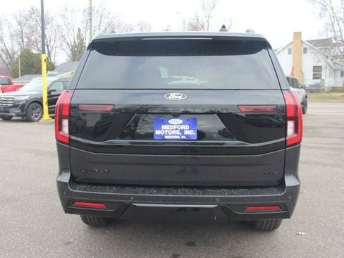 New 2026 Ford Expedition Max Platinum w/ Stealth Appearance Package AWD/4WD image 3