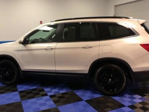 Used 2022 Honda Pilot Touring image 6