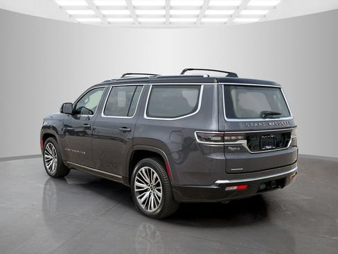 Used 2022 Jeep Grand Wagoneer Series III w/ Flexible Seating Group AWD/4WD image 7