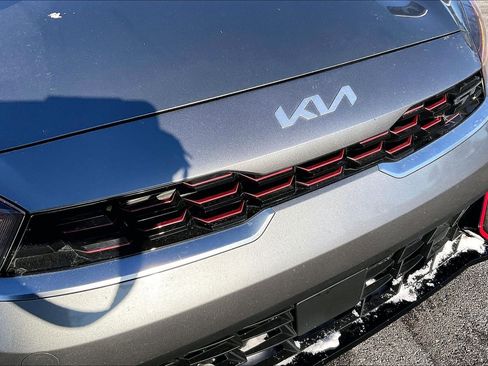 Used 2023 Kia Forte GT image 28