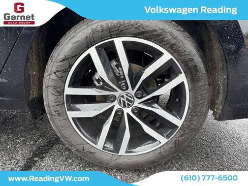 New 2026 Volkswagen Jetta SE image 9