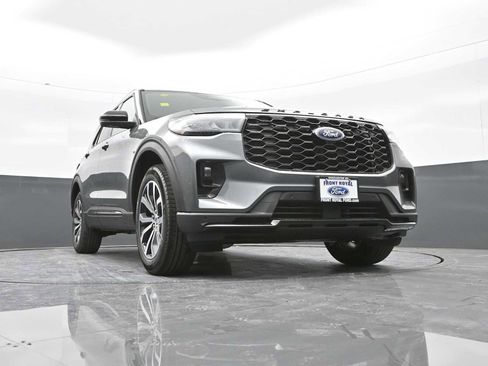 New 2026 Ford Explorer ST-Line image 52