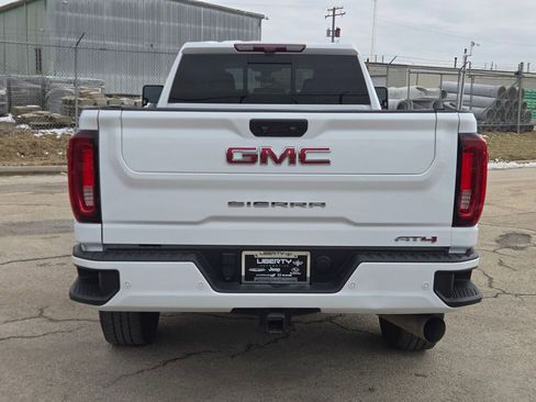 Used 2023 GMC Sierra 3500 AT4 w/ AT4 Preferred Package AWD/4WD image 13