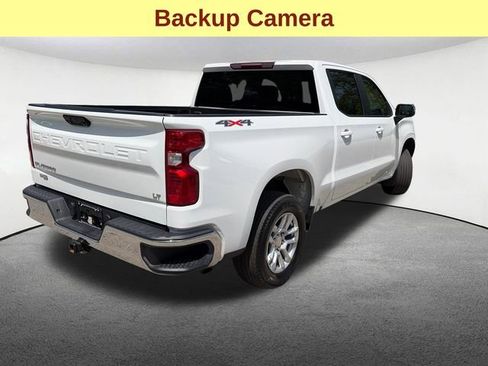 Used 2022 Chevrolet Silverado 1500 LT AWD/4WD image 9