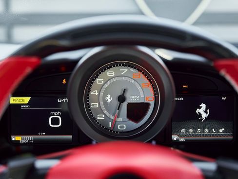 Used 2021 Ferrari F8 Tributo image 51