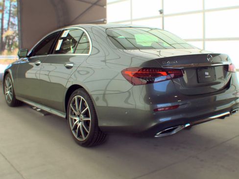 Used 2023 Mercedes-Benz E 450 4MATIC Sedan image 3