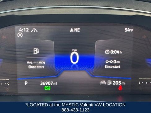Certified 2022 Volkswagen Tiguan SE w/ Panoramic Sunroof Package AWD/4WD image 38