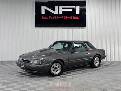 Used 1988 Ford Mustang LX RWD image 1