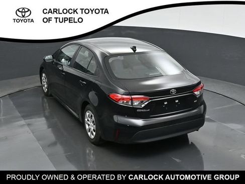Used 2025 Toyota Corolla LE FWD image 37
