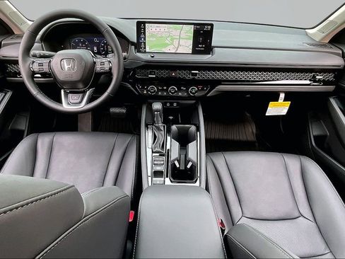 Used 2026 Honda Accord Touring image 8