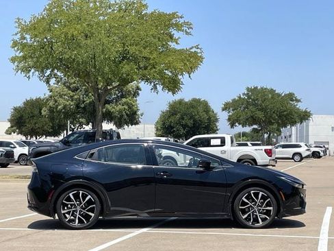 Certified 2024 Toyota Prius Prime Premium w/ Advanced Technology Package FWD image 3
