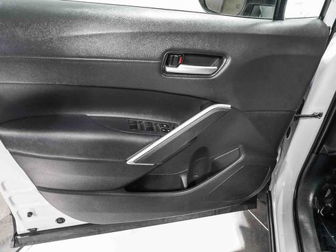 Certified 2023 Toyota Corolla Cross XLE w/ Convenience Package FWD image 23