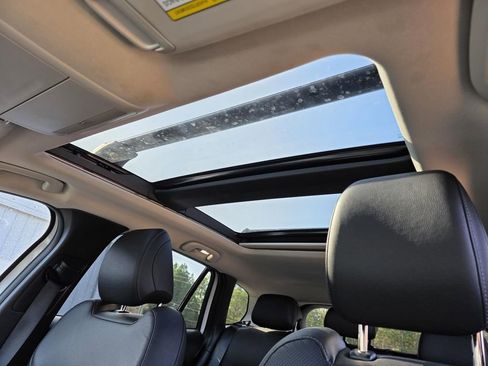 Certified 2025 MAZDA CX-50 2.5 Hybrid w/ Weather Package image 23