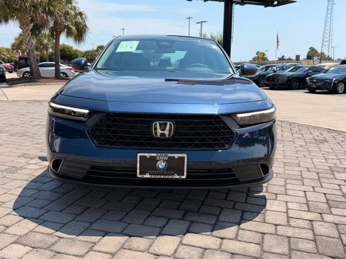 Used 2023 Honda Accord EX image 5