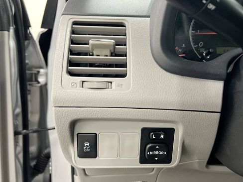 Used 2012 Toyota Corolla LE FWD image 16