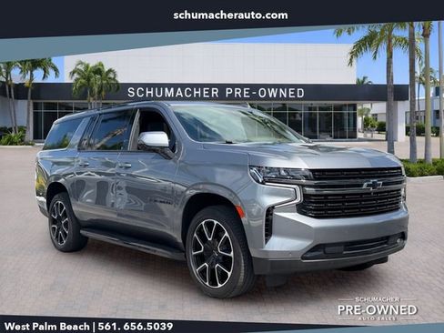 Used 2022 Chevrolet Suburban RST w/ Luxury Package RWD image 1