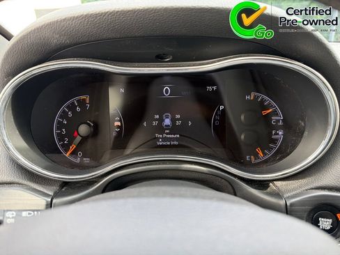 Used 2019 Jeep Grand Cherokee Altitude RWD image 48