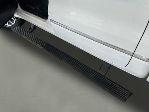 Used 2025 RAM 1500 Tungsten AWD/4WD image 25