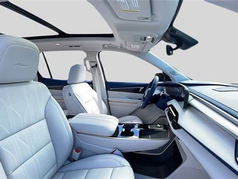 New 2026 Buick Enclave Avenir w/ Super Cruise Package image 24