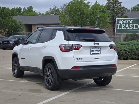 New 2026 Jeep Compass Limited AWD/4WD image 3