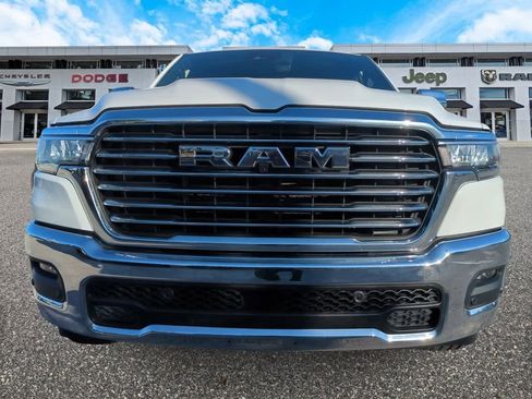 Used 2025 RAM 1500 Laramie image 3