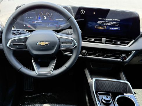 New 2026 Chevrolet Equinox LT w/ Safety and Technology Package FWD image 10