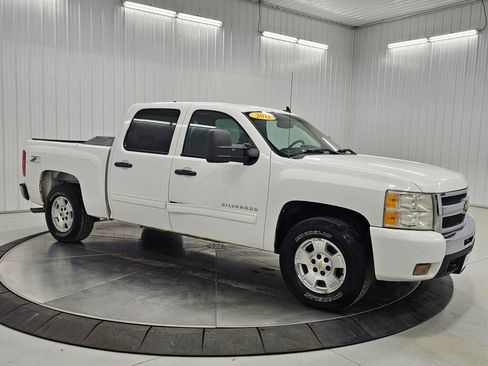 Used 2011 Chevrolet Silverado 1500 LT w/ All-Star Edition image 7