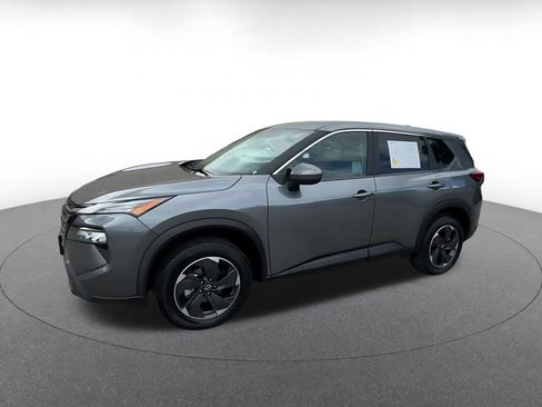 Used 2025 Nissan Rogue SV AWD/4WD image 8