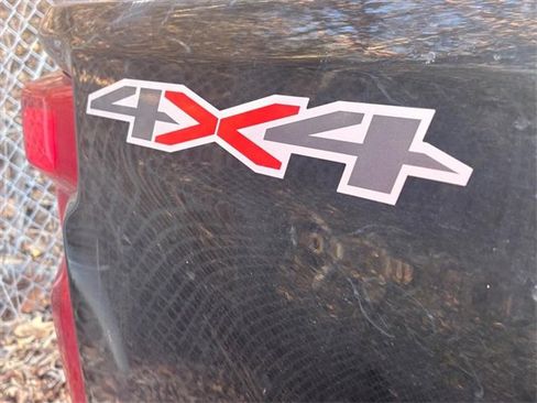 Used 2023 Chevrolet Silverado 2500 Custom w/ Custom Value Package image 6