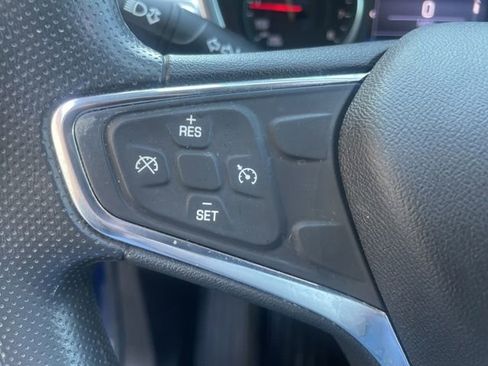 Used 2019 Chevrolet Equinox LT FWD image 27