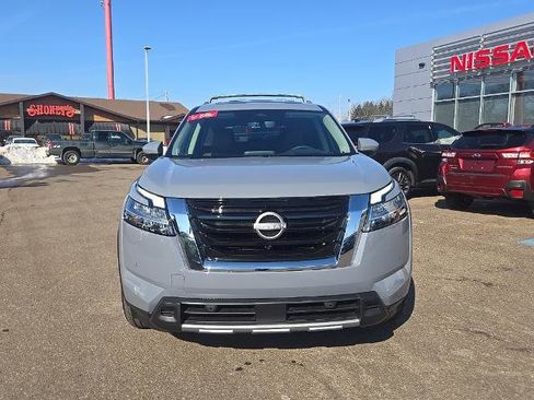 Certified 2024 Nissan Pathfinder Platinum w/ Cargo Package image 2
