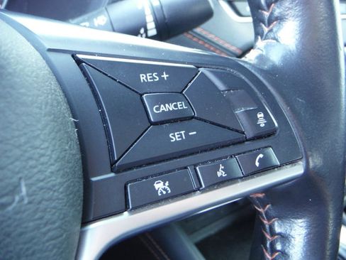 Used 2022 Nissan Sentra SR w/ SR Premium Package FWD image 29