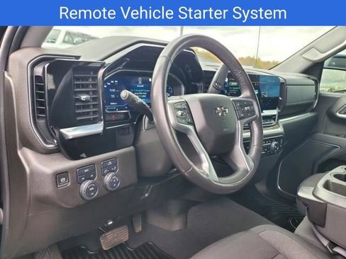 Certified 2022 Chevrolet Silverado 1500 RST image 22