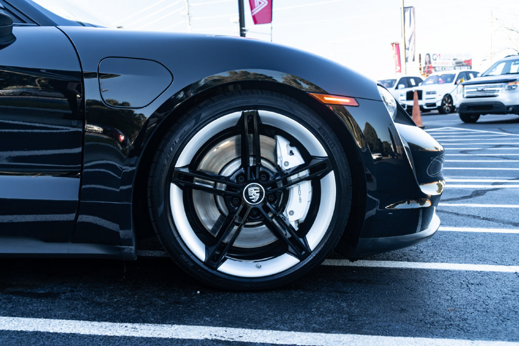 Used 2022 Porsche Taycan 4S AWD/4WD image 8