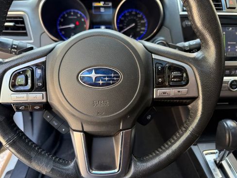 Used 2017 Subaru Outback 2.5i Touring image 25