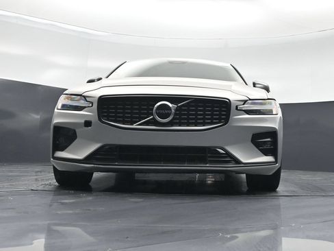 Used 2024 Volvo S60 B5 Core FWD image 43