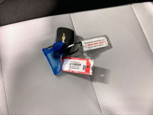 Used 2025 Chevrolet Equinox EV LT image 30