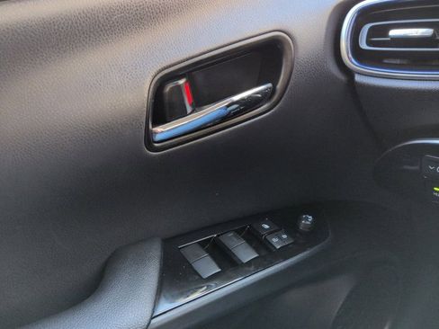 Used 2021 Toyota Prius Limited image 27